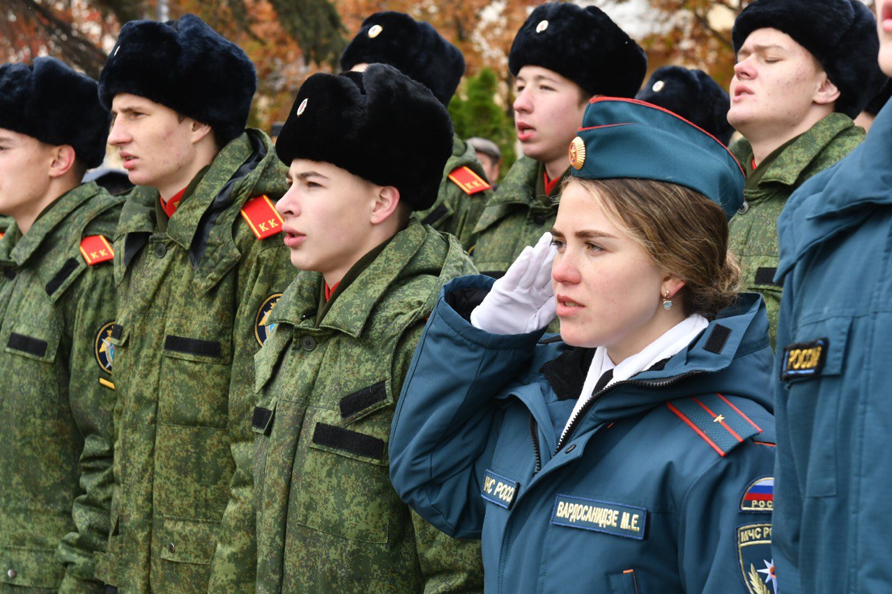 В КуZбассе первокурсники губернаторских образовательных организаций  приняли присягу